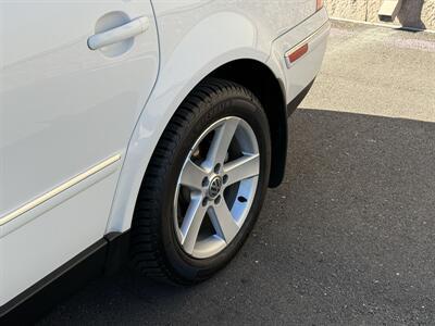 2004 Volkswagen Passat GLX 4Motion   - Photo 15 - Elk Grove, CA 95624