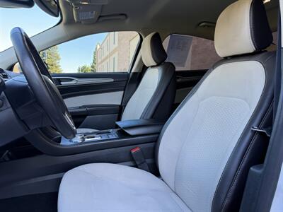 2020 Ford Fusion SE   - Photo 13 - Elk Grove, CA 95624