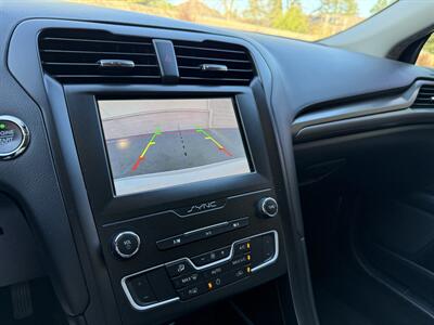 2020 Ford Fusion SE   - Photo 11 - Elk Grove, CA 95624