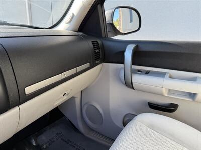 2007 Chevrolet Silverado 1500 Work Truck Work Truck 4dr Crew Cab   - Photo 31 - Elk Grove, CA 95624