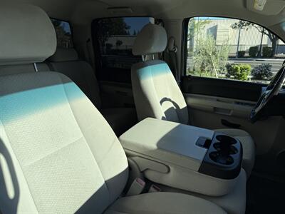 2007 Chevrolet Silverado 1500 Work Truck Work Truck 4dr Crew Cab   - Photo 33 - Elk Grove, CA 95624