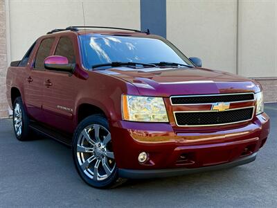 2008 Chevrolet Avalanche LS   - Photo 1 - Elk Grove, CA 95624
