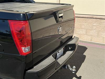 2004 Cadillac Escalade EXT   - Photo 28 - Elk Grove, CA 95624