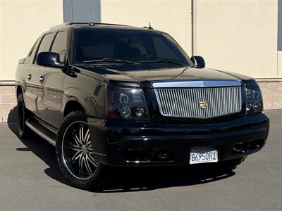 2004 Cadillac Escalade EXT   - Photo 2 - Elk Grove, CA 95624