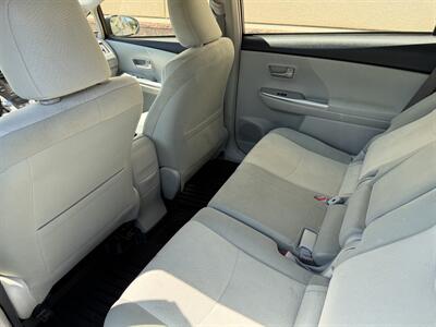 2014 Toyota Prius v Two   - Photo 18 - Elk Grove, CA 95624
