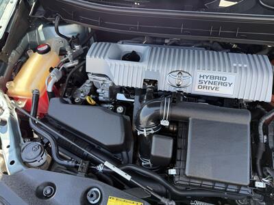 2014 Toyota Prius v Two   - Photo 23 - Elk Grove, CA 95624