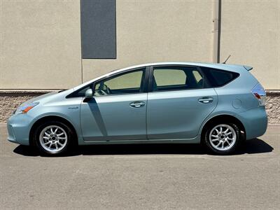 2014 Toyota Prius v Two   - Photo 3 - Elk Grove, CA 95624
