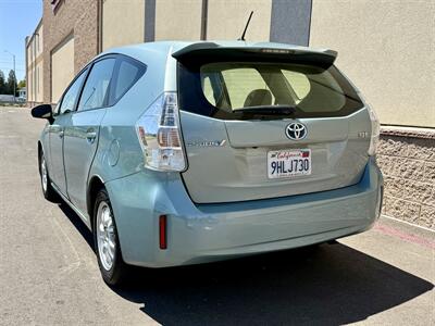 2014 Toyota Prius v Two   - Photo 4 - Elk Grove, CA 95624