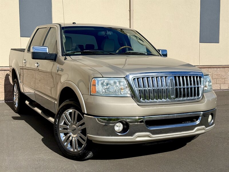 2008 Lincoln Mark LT 4dr SuperCrew  