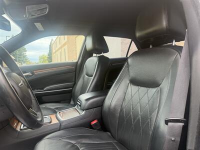 2016 Chrysler 300C Platinum   - Photo 6 - Elk Grove, CA 95624