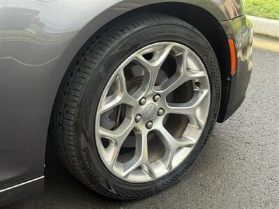 2016 Chrysler 300C Platinum   - Photo 21 - Elk Grove, CA 95624