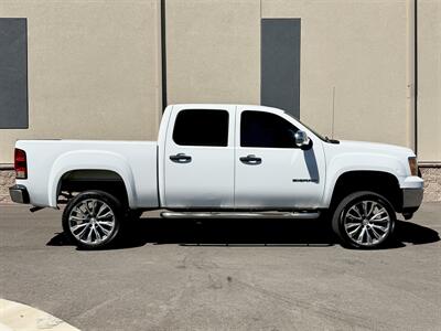 2011 GMC Sierra 1500 SLE   - Photo 5 - Elk Grove, CA 95624