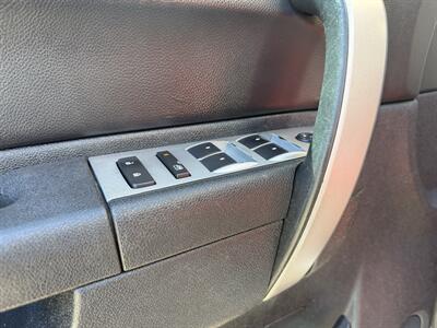 2011 GMC Sierra 1500 SLE   - Photo 26 - Elk Grove, CA 95624