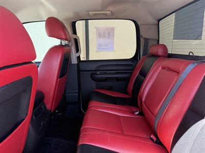 2011 GMC Sierra 1500 SLE   - Photo 32 - Elk Grove, CA 95624