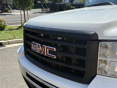 2011 GMC Sierra 1500 SLE   - Photo 14 - Elk Grove, CA 95624