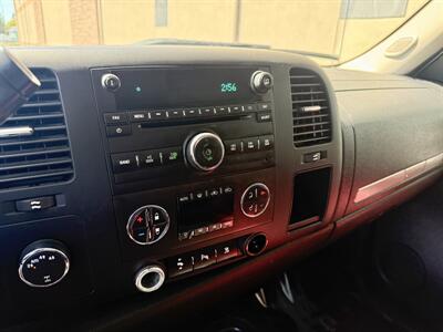 2011 GMC Sierra 1500 SLE   - Photo 27 - Elk Grove, CA 95624