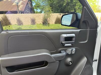 2017 Chevrolet Silverado 1500   - Photo 12 - Elk Grove, CA 95624