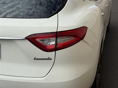2017 Maserati Levante   - Photo 15 - Elk Grove, CA 95624