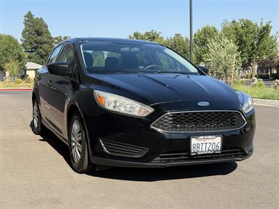 2017 Ford Focus S   - Photo 2 - Elk Grove, CA 95624