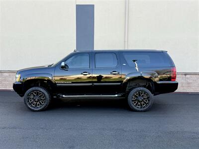 2007 Chevrolet Suburban LT   - Photo 4 - Elk Grove, CA 95624