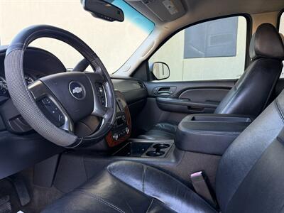 2007 Chevrolet Suburban LT   - Photo 8 - Elk Grove, CA 95624
