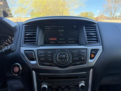 2019 Nissan Pathfinder SL   - Photo 11 - Elk Grove, CA 95624