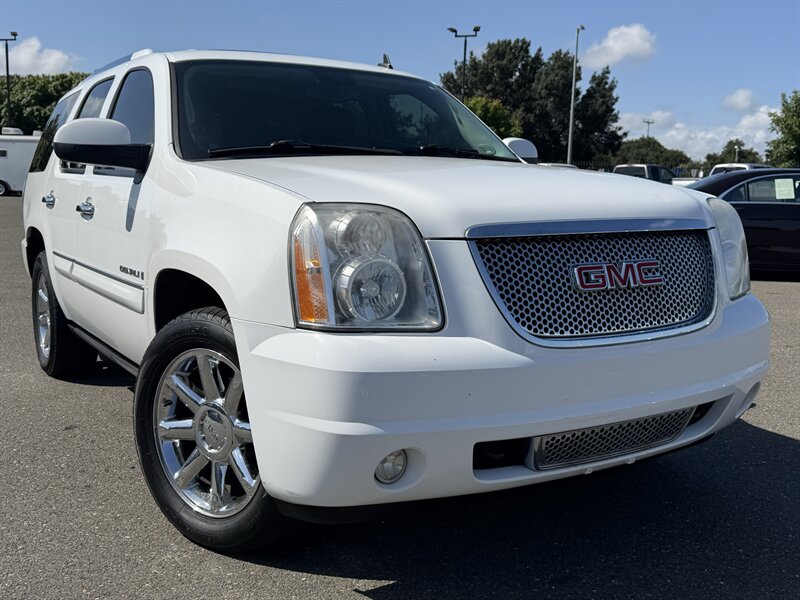 2008 GMC Yukon Denali  