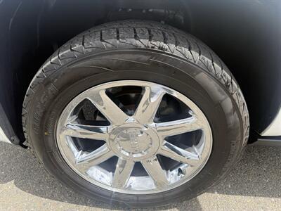 2008 GMC Yukon Denali   - Photo 28 - Elk Grove, CA 95624