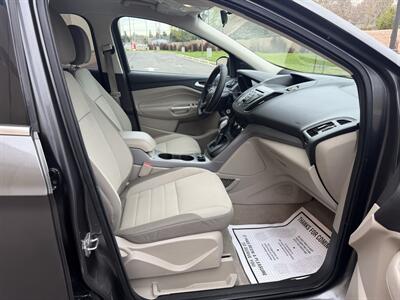 2015 Ford Escape SE   - Photo 15 - Elk Grove, CA 95624