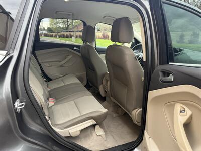 2015 Ford Escape SE   - Photo 16 - Elk Grove, CA 95624