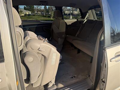 2006 Toyota Sienna LE 7 Passenger   - Photo 14 - Elk Grove, CA 95624