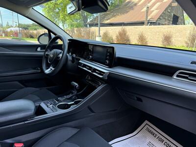 2021 Kia K5 LXS - Photo 16 - Elk Grove, CA 95624