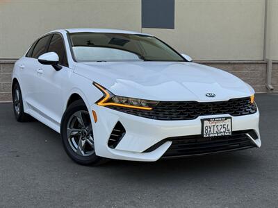 2021 Kia K5 LXS - Photo 1 - Elk Grove, CA 95624