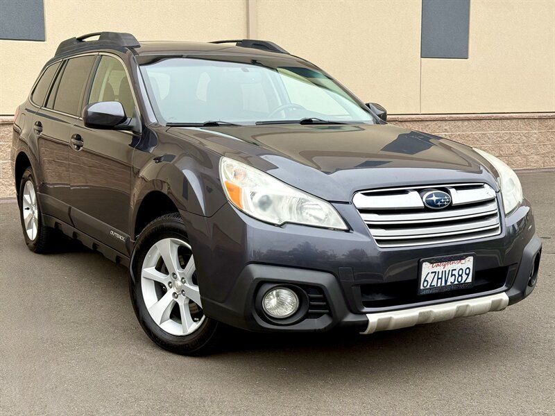 2013 Subaru Outback 2.5i Limited  
