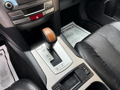 2013 Subaru Outback 2.5i Limited - Photo 24 - Elk Grove, CA 95624