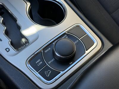 2011 Jeep Grand Cherokee Laredo   - Photo 26 - Elk Grove, CA 95624