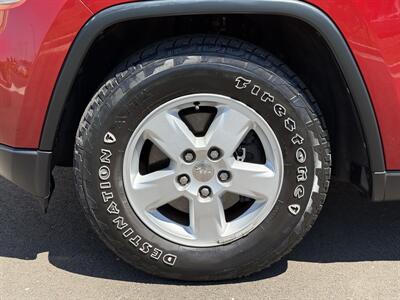 2011 Jeep Grand Cherokee Laredo   - Photo 35 - Elk Grove, CA 95624