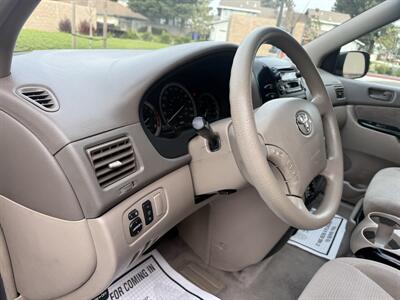 2004 Toyota Sienna CE 7 Passenger   - Photo 12 - Elk Grove, CA 95624