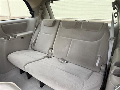 2004 Toyota Sienna CE 7 Passenger   - Photo 15 - Elk Grove, CA 95624