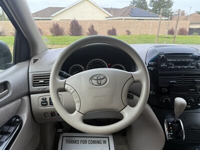 2004 Toyota Sienna CE 7 Passenger   - Photo 9 - Elk Grove, CA 95624