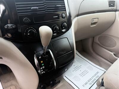 2004 Toyota Sienna CE 7 Passenger   - Photo 11 - Elk Grove, CA 95624