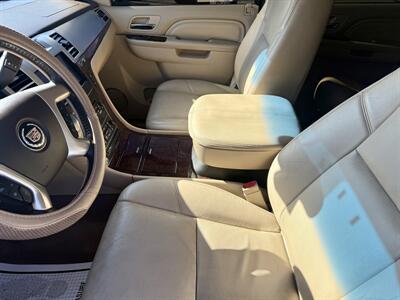 2013 Cadillac Escalade ESV Luxury   - Photo 10 - Elk Grove, CA 95624