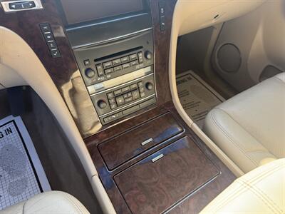 2013 Cadillac Escalade ESV Luxury   - Photo 13 - Elk Grove, CA 95624