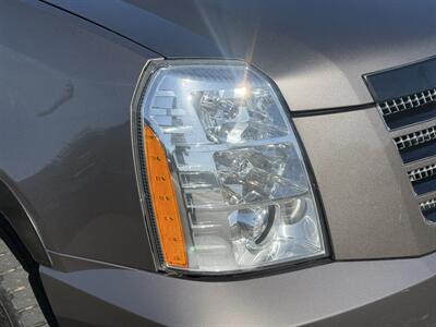 2013 Cadillac Escalade ESV Luxury   - Photo 26 - Elk Grove, CA 95624