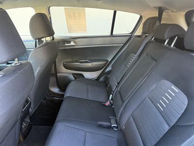 2018 Kia Sportage LX - Photo 23 - Elk Grove, CA 95624