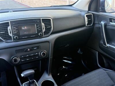 2018 Kia Sportage LX - Photo 21 - Elk Grove, CA 95624