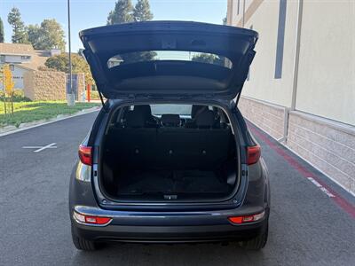 2018 Kia Sportage LX - Photo 24 - Elk Grove, CA 95624