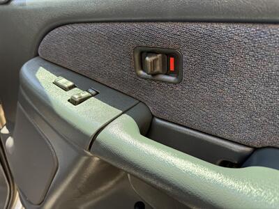 2001 GMC Sierra 1500 SLE 4dr Extended Cab SLE   - Photo 42 - Elk Grove, CA 95624
