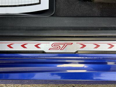 2014 Ford Focus ST   - Photo 16 - Elk Grove, CA 95624