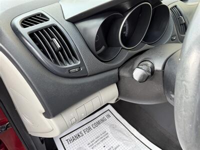 2011 Kia Forte EX   - Photo 13 - Elk Grove, CA 95624